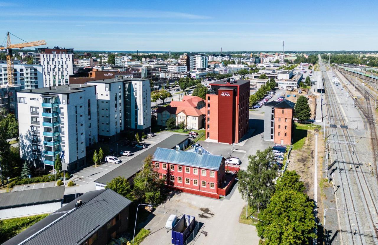 Hotelli-Ravintola Alma Seinäjoki Екстериор снимка