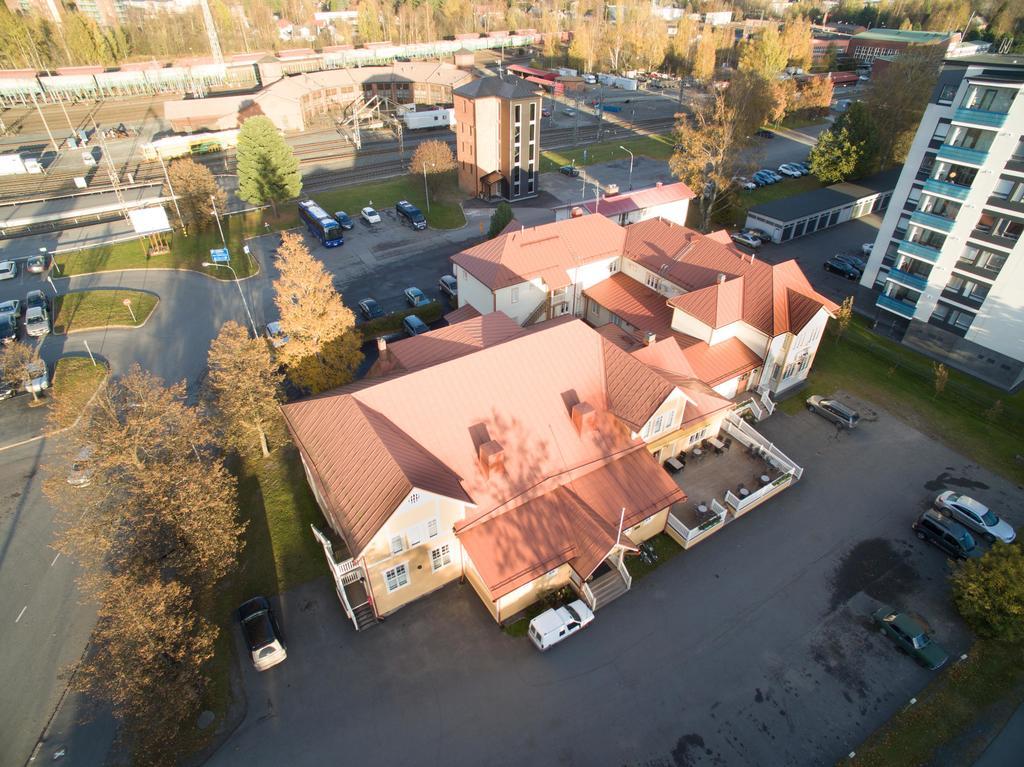 Hotelli-Ravintola Alma Seinäjoki Екстериор снимка